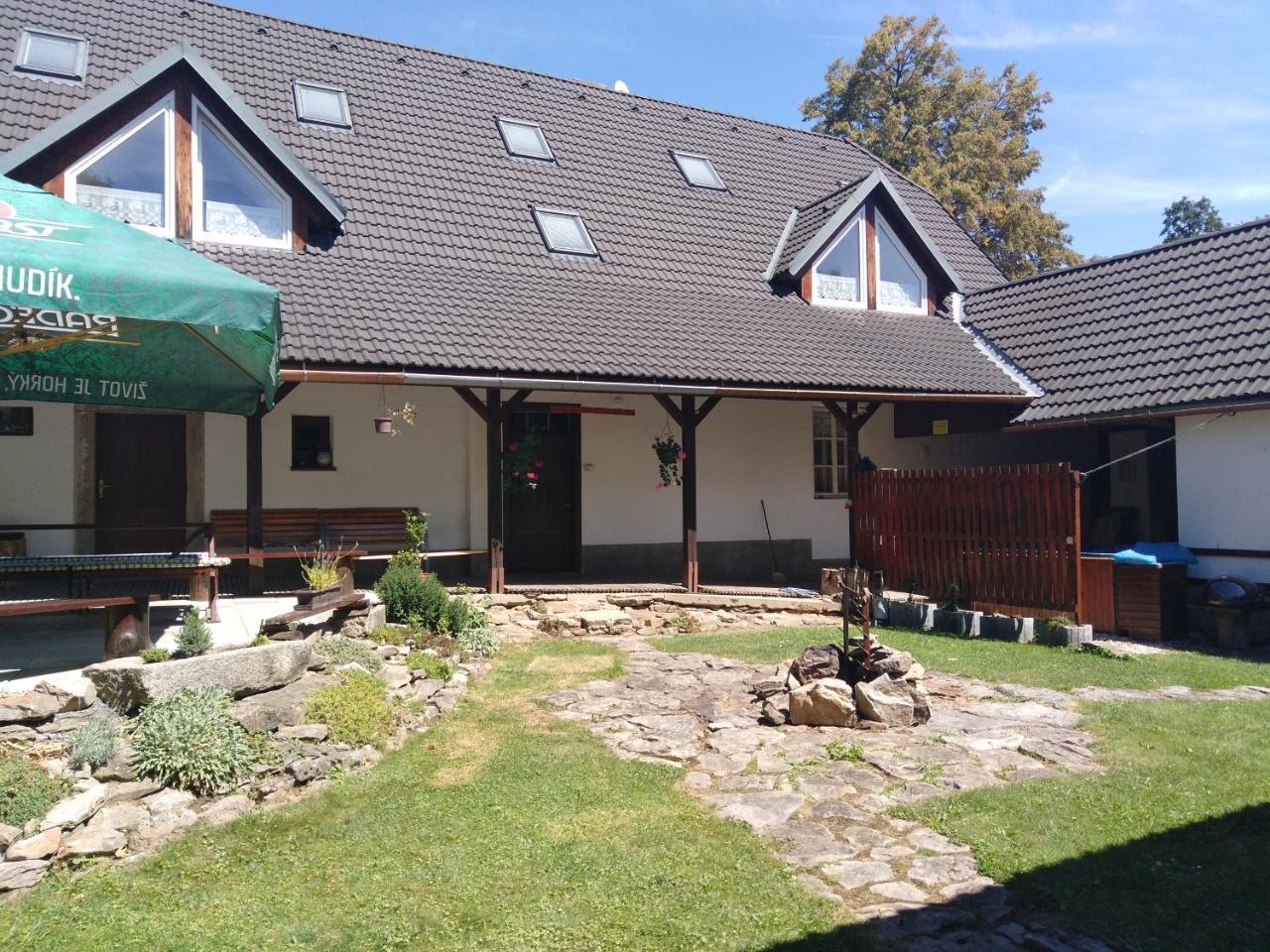Penzion U Dvojice Нове-Место-на-Мораве Экстерьер фото